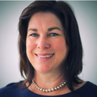 Suzanne Adam