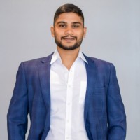Shenal Gurusinghe (Shayne Garner)