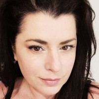 Karen Naves