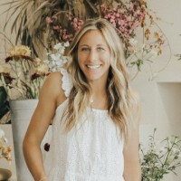 Amanda Holstein