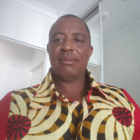 Mkululi Mpofu