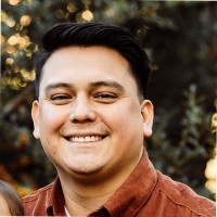 Steven Salinas, Eit