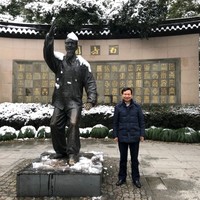 杨小兵