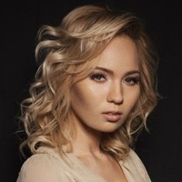 Анна Белис