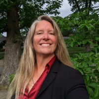 Leslie Sawyer