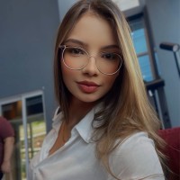 Larissa Gomes