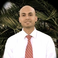 Roberto Sandoval, Mba