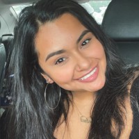 Selene Flores