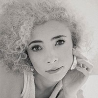 Libbi Groves