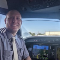 Chris Petek ✈️