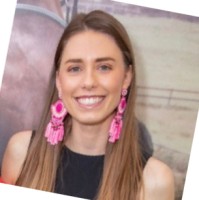 Claudia Nelson