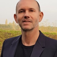 Peter Mertens