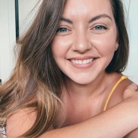 Mia Lozano