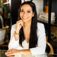 Dra. Cristal Cisneros