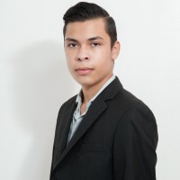 Hamilton Larios