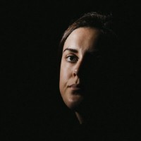 Laura Devane