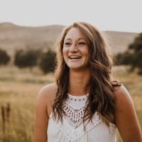 Leah Deal