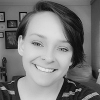 Jenna Perrin (Guck)