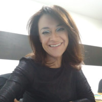 Vanessa L. Vélez