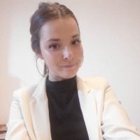 Nicolle A