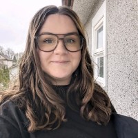 Kimberley Manderson (Station)