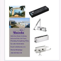 Lesly Huisda Glass Hardware