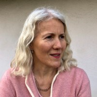 Nicola Kearton