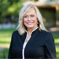 Stephanie Muntean