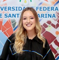 Júlia Oenning Amador