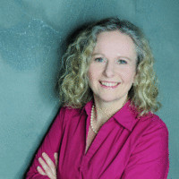 Elena Ernst