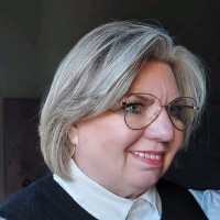 Erna Van Den Hooff