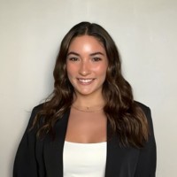 Mia Pons