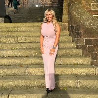 Laura Thwaites