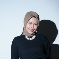 Nur Walendah Riantiningrum