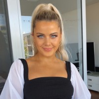 Bronte Dove