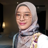 Putri Yuliani