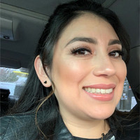 Elizabeth Cruz