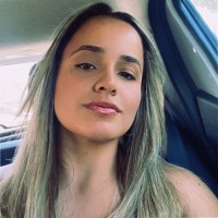 Isabella Moreira