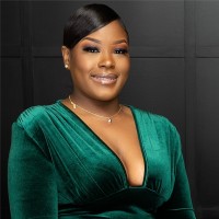 Shariss Sneed, Mba