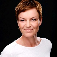 Nora John