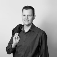 Jochen Lang