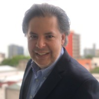 Carlos Kiyama