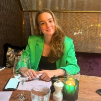 Julia Bakker