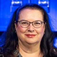 Kimberly Wolf