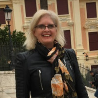 Laurette Edwards