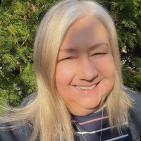 Lorna Renton