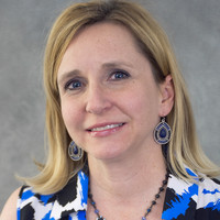 Theresa Lavin