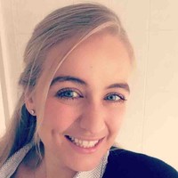 Kirsten De Vries
