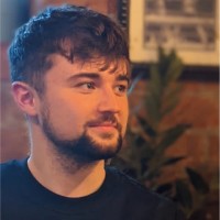 Dyfan Jones
