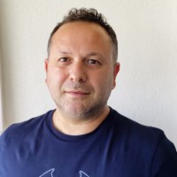 Kadi̇r Özel